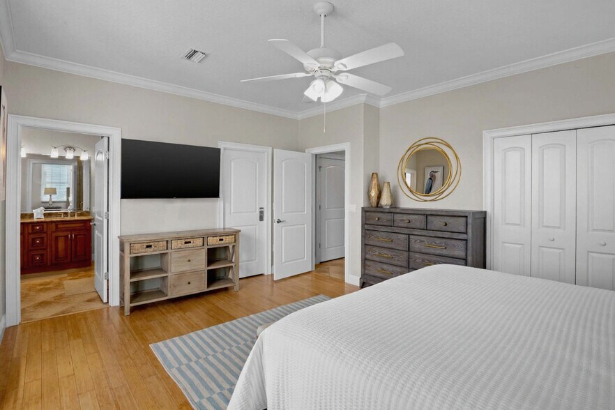 Building Photo - 145 50th St