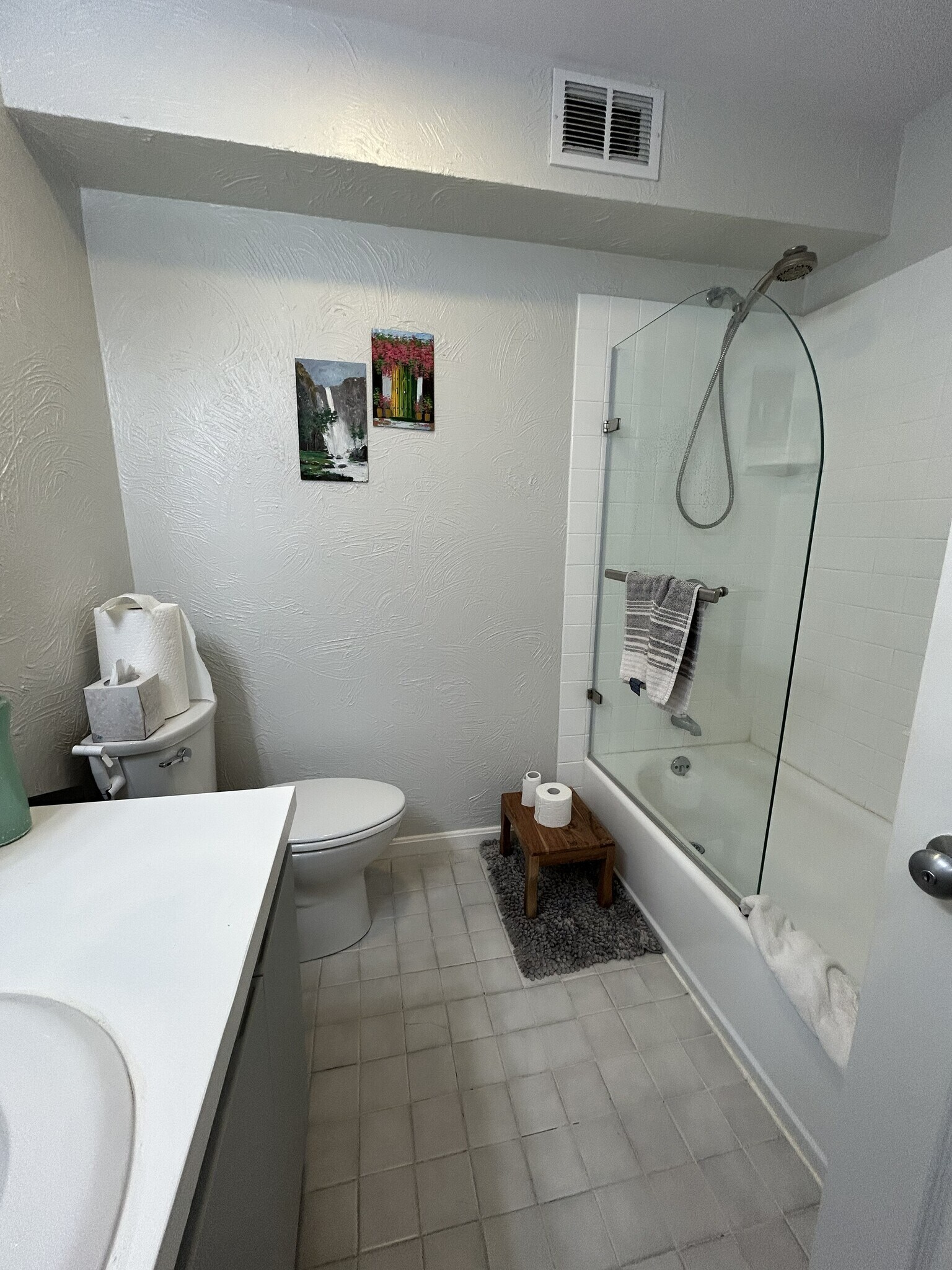 Building Photo - 6 Beals Cove Rd