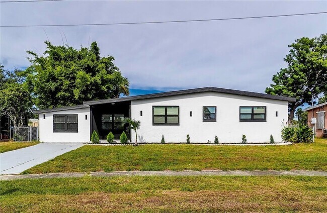 Building Photo - 6821 Marius Rd