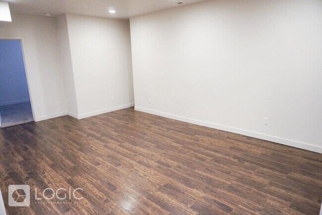 Building Photo - 15297 S Revolutionary Way