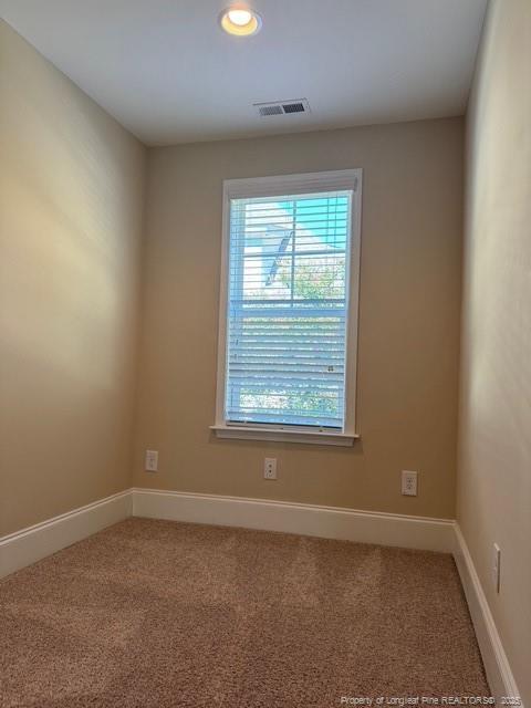 Building Photo - 547 Micahs Way N