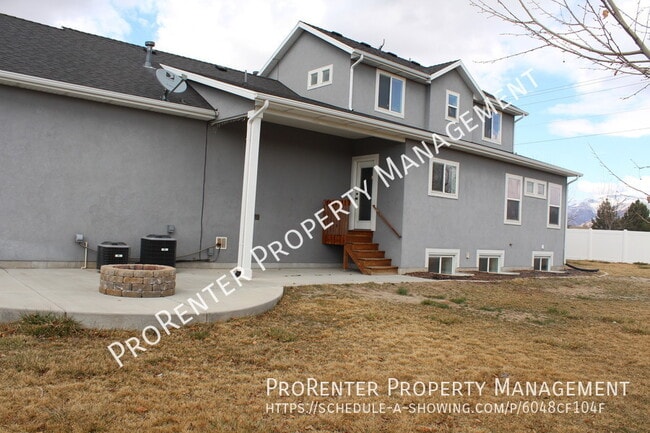 Building Photo - 3217 W 275 N