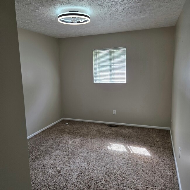 Building Photo - 4901 Guthrie Dr