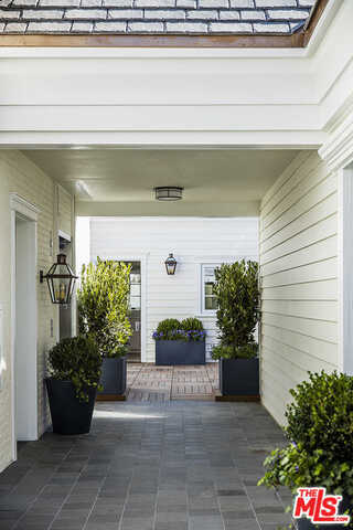 Building Photo - 15225 Palisades Village Ln