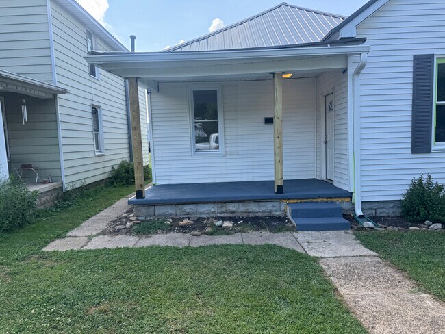 Building Photo - 302 McCoy St