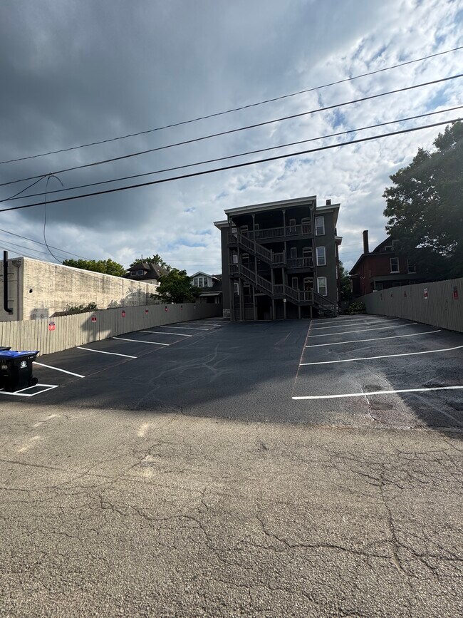 Building Photo - 1233 Bardstown Rd