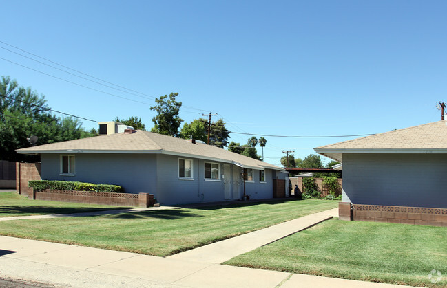 Primary Photo - 2214 S Granada Dr