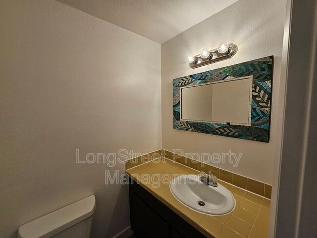 Building Photo - 14171 SW Allen Blvd