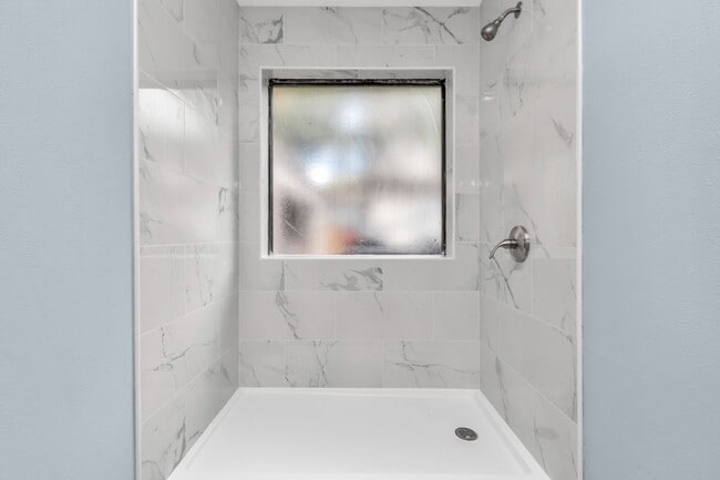 Building Photo - 3514 Summit Ln