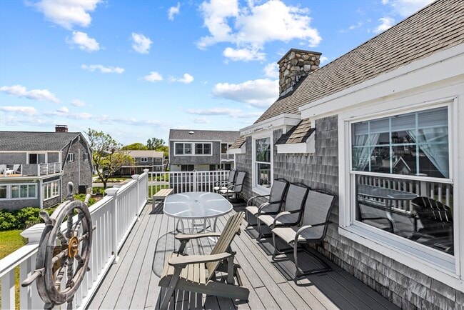 Building Photo - 23 Oceanside Dr
