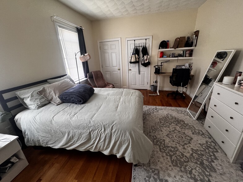 Building Photo - 40 Litchfield St