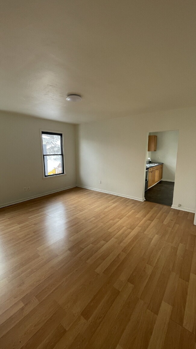 Building Photo - Spacious 3-Bedroom in Bellevue – Minutes from Downtown Pittsburgh!