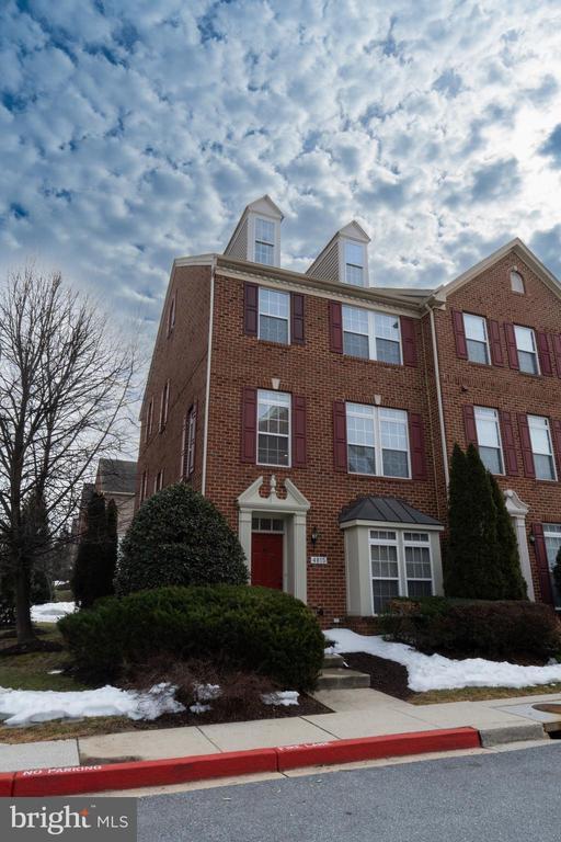 Building Photo - 4815 Portsmouth Rd