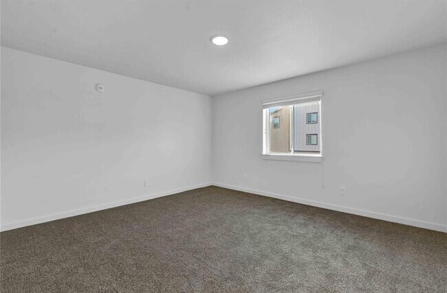 Building Photo - 12603 Telge Rd
