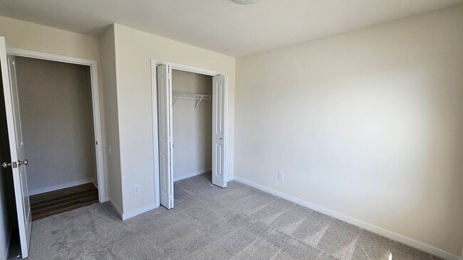 Building Photo - Stunning 4-Bedroom Home in Beautiful Waukee Neighborhood!