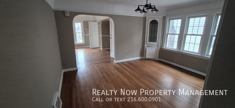 Building Photo - 3636 Glencairn Rd