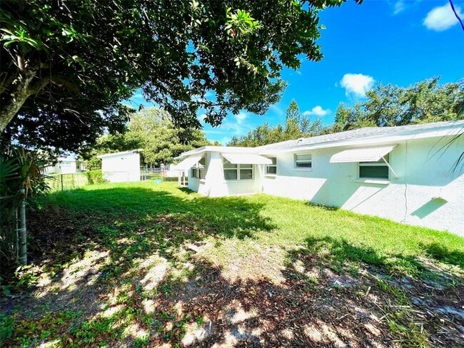 Building Photo - 4640 Taray Ln