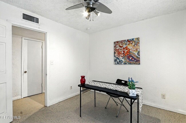 Building Photo - 5912 Cleveland Ave