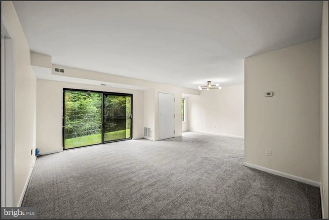 Building Photo - 8870 Spiral Cut