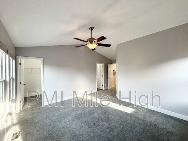 Building Photo - 12743 Leyden St
