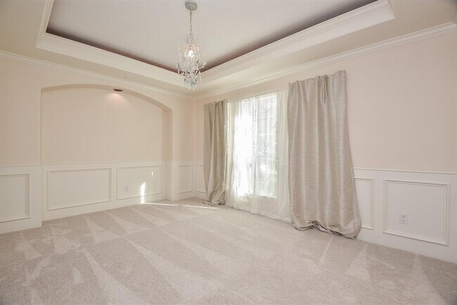 Building Photo - 3830 Parkside Dr