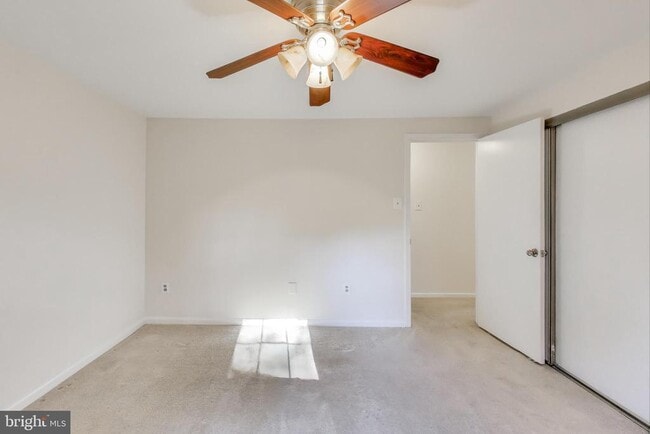 Building Photo - 17505 Longview Ln