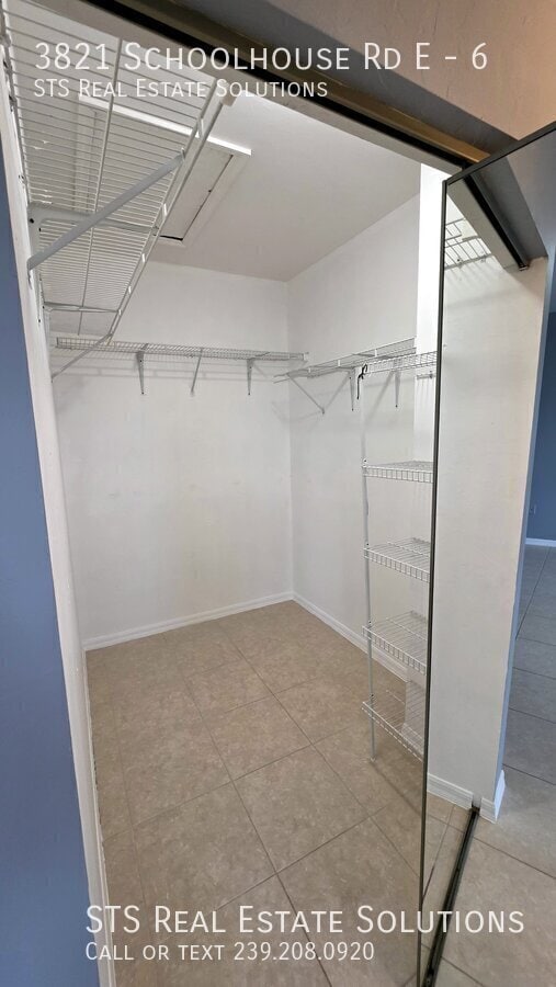 Building Photo - 3821 Schoolhouse Rd E