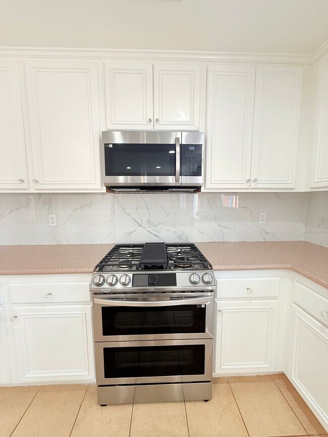 Building Photo - 2023 San Antonio Ct