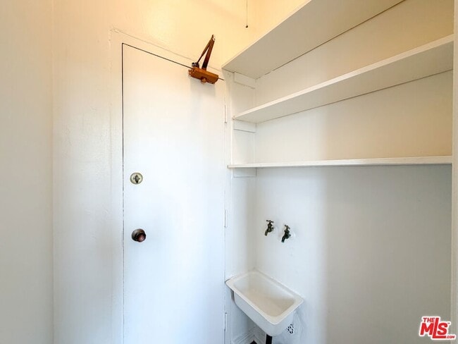 Building Photo - 1314 Hayworth Ave