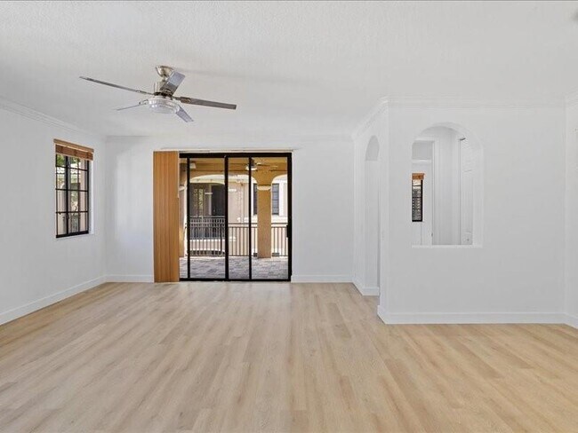 Building Photo - 2798 Center Ct Dr