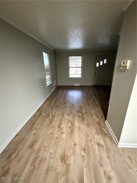 Building Photo - 665 Devitt Ave