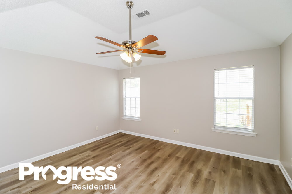 Building Photo - 1244 Breezy Gate Dr