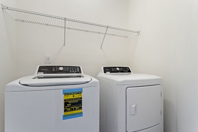 Building Photo - 1928 Austin Ridge Pky