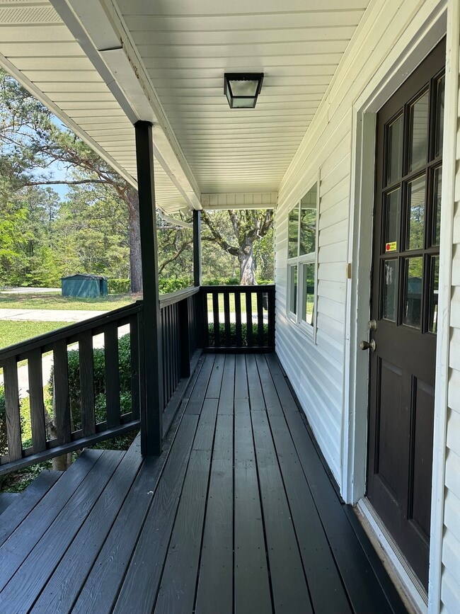 Building Photo - 3 bedroom 2 bath home in Orchard Hill