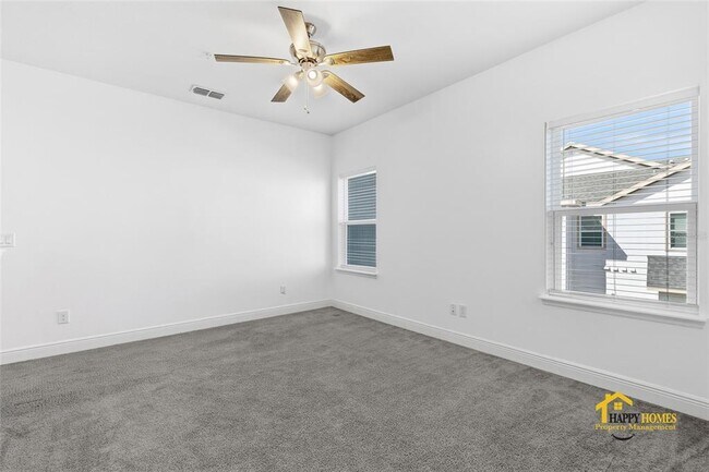 Building Photo - 13456 Stoddart Ave