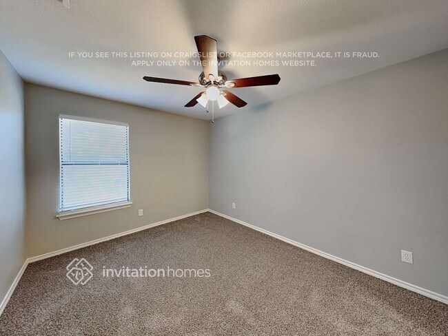 Building Photo - 2204 Amhearst Ct