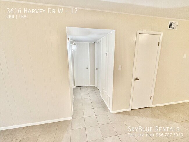 Building Photo - 3616 Harvey Dr W