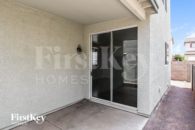 Building Photo - 7595 E Cholla Overlook Dr