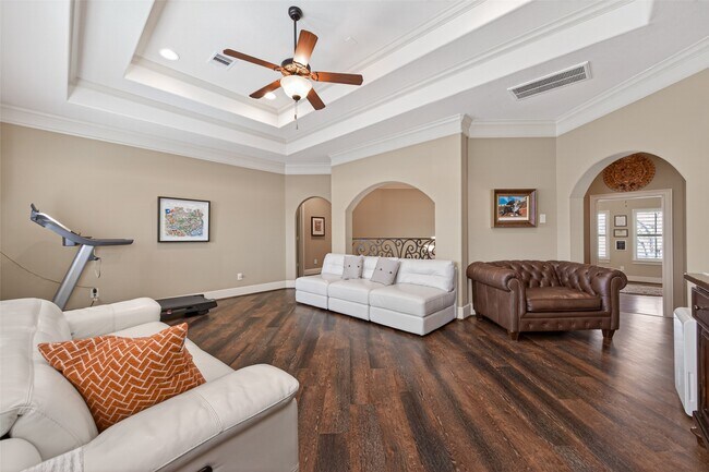 Building Photo - 7414 Dayhill Dr