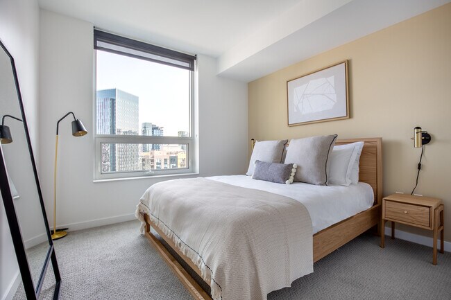 Building Photo - 19905 Bothell-Everett Hwy-SI FL2-ID4063A