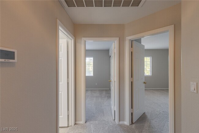 Building Photo - 52 Durango Station Dr
