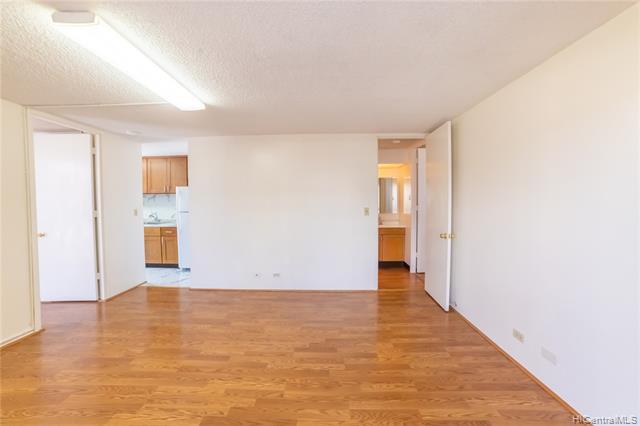 Building Photo - 1415 Liholiho St