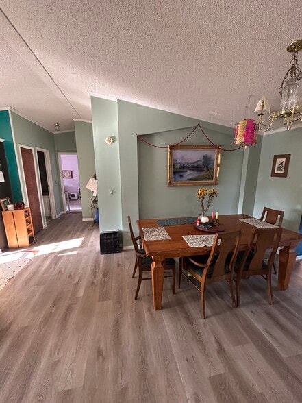 Dining Room - 586 Sells Ln