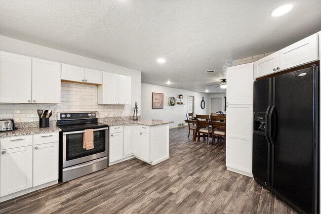 Building Photo - 4718 48th St