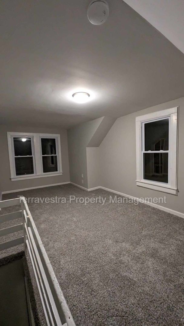 Building Photo - 3 Bed with a bonus finished attic in Millville! Eligible for $500 Security Deposit.