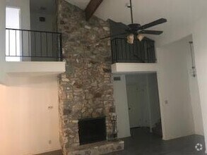 Building Photo - 2217 Onion Creek Pkwy