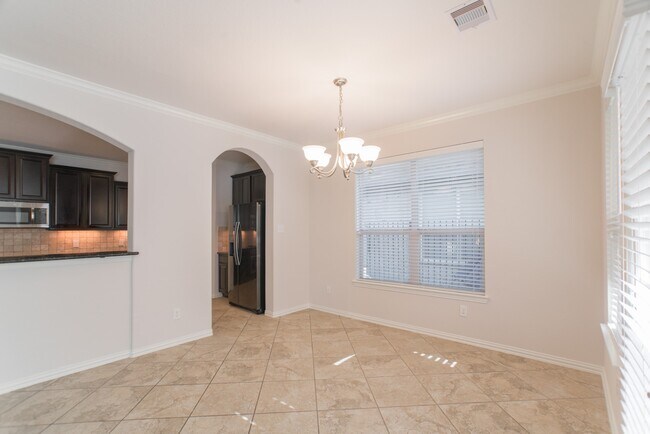 Building Photo - 7 Deer River Cir