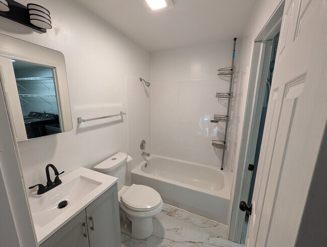 Building Photo - 37055 N Capillo Ave