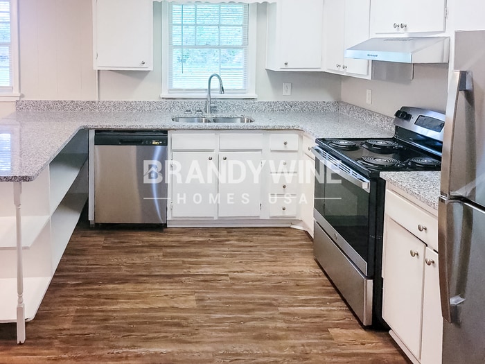 Building Photo - 2560 Foxlair Trail