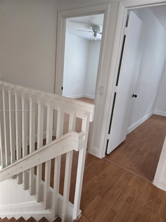 Building Photo - 4361 Dogwood Cir